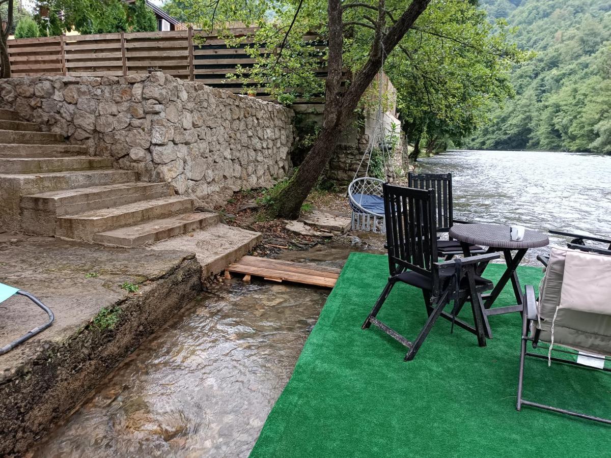 Cottage Auto Camp Vinac Jajce Ngoại thất bức ảnh